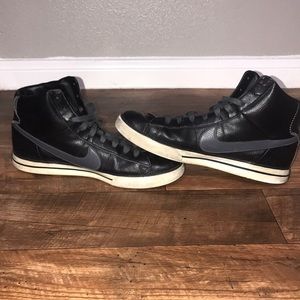 Men’s high top Nike’s